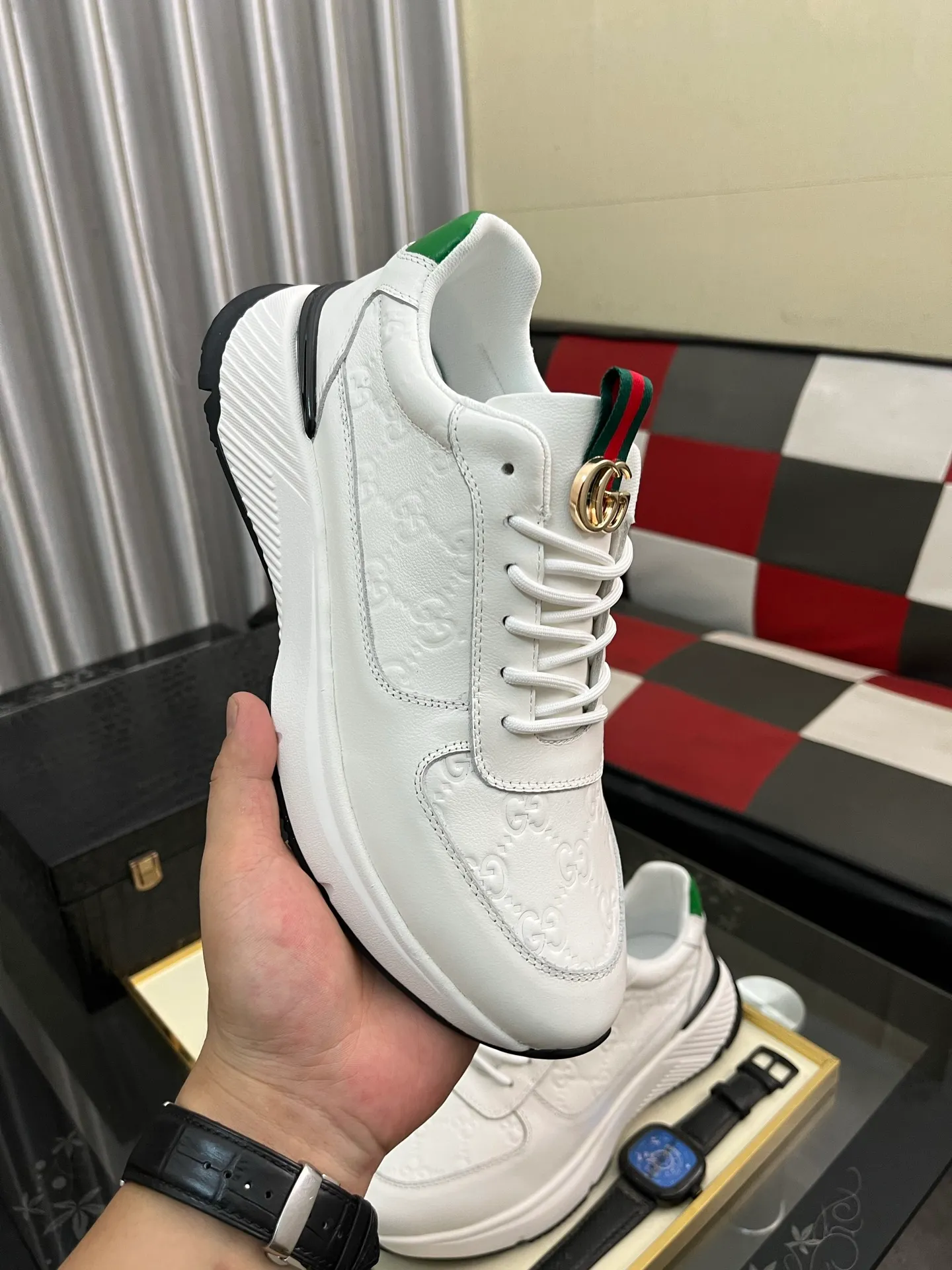 Men's shoes 💰458⌚️⌚️ (GUCCI) Gucci official website men's casual shoes synchronization style, the upper is made of cowhide with imported new brand elements Gucci, showing a good atmosphere, simple design and slip-on style, super versatile, 🐑 leather lining, air-cushion rubber outsole, size 38-442️⃣ colors available